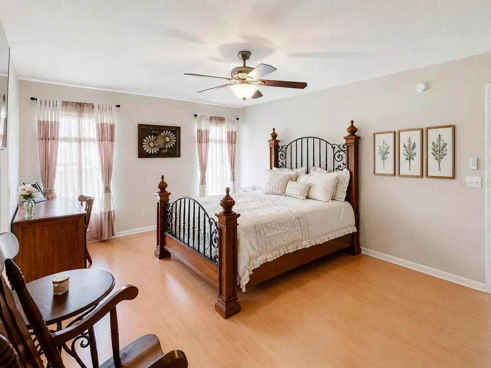 18030 BAYAMON AVENUE Polk City, FL 33868