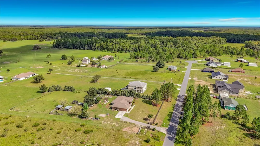 18030 BAYAMON AVENUE Polk City, FL 33868