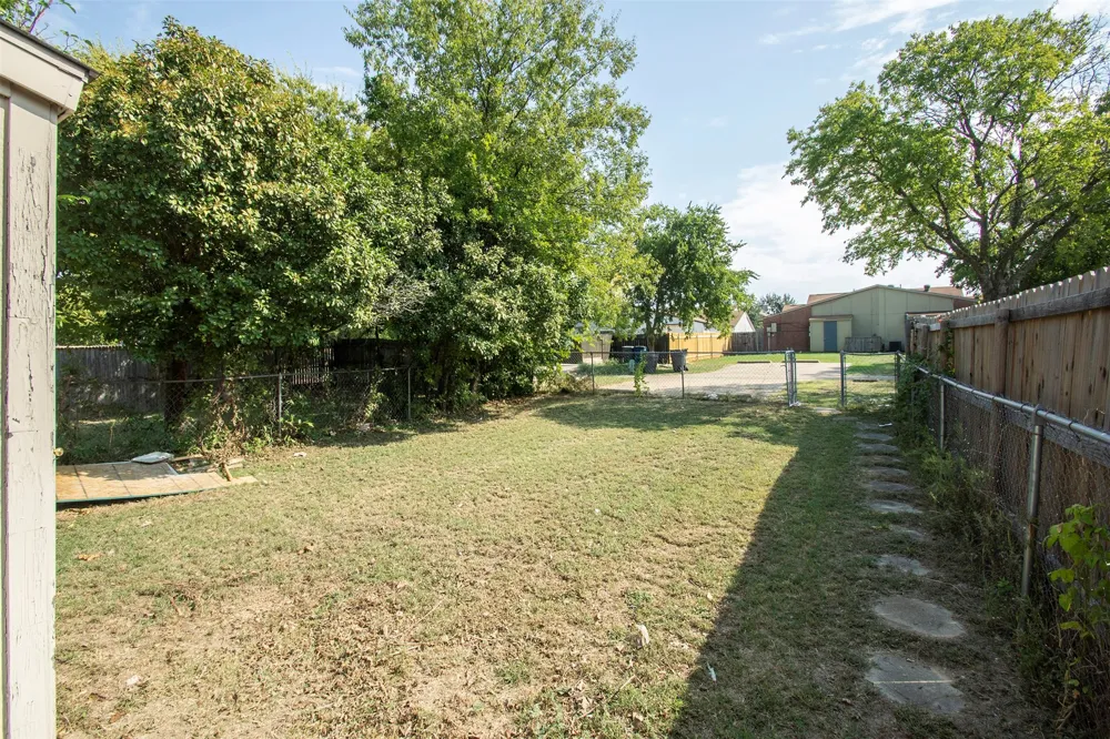 7062 Pineberry Road Dallas, TX 75249
