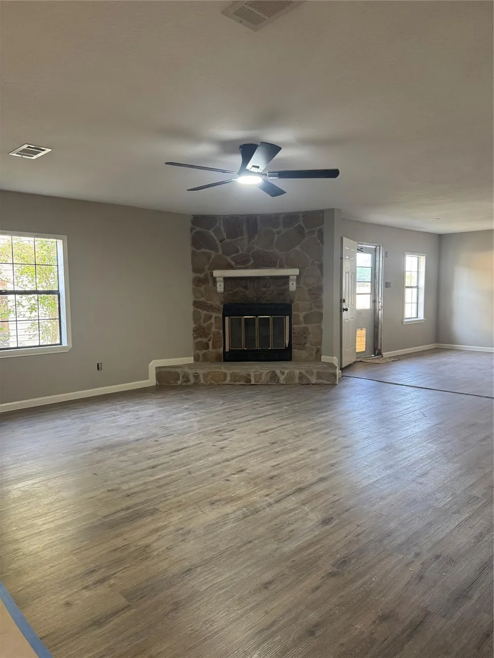 4701 Cherry Street Santa Fe, TX 77517