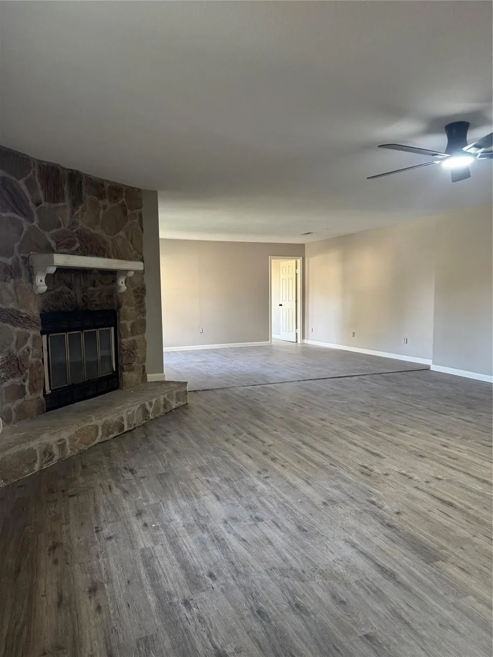 4701 Cherry Street Santa Fe, TX 77517