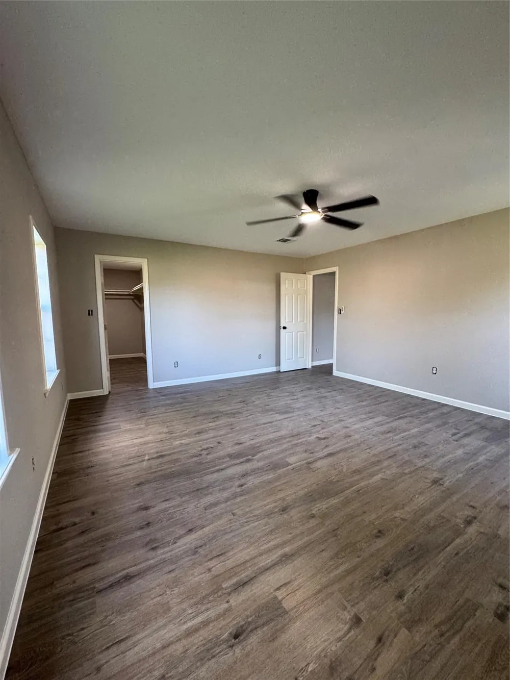 4701 Cherry Street Santa Fe, TX 77517
