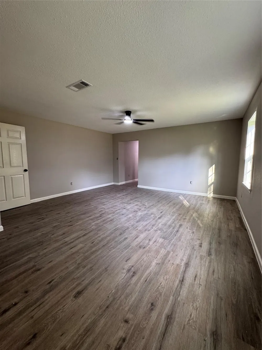4701 Cherry Street Santa Fe, TX 77517