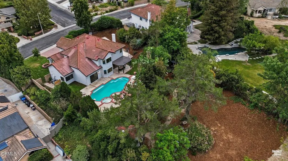 947 Golden Crest Avenue Thousand Oaks, CA 91320