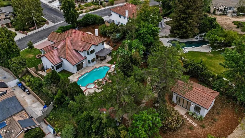 947 Golden Crest Avenue Thousand Oaks, CA 91320