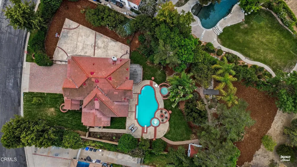 947 Golden Crest Avenue Thousand Oaks, CA 91320