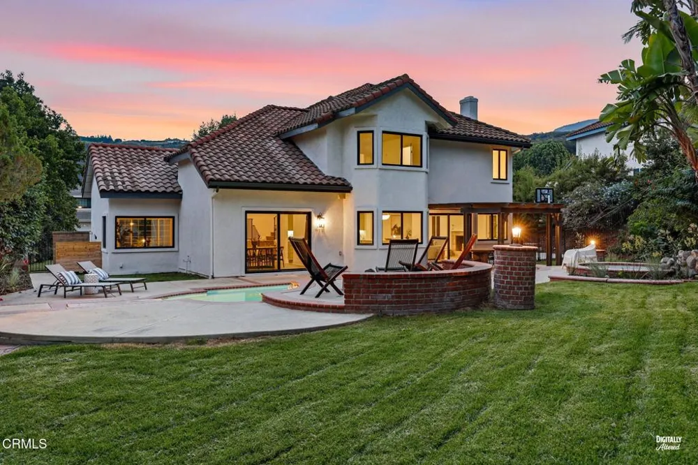 947 Golden Crest Avenue Thousand Oaks, CA 91320