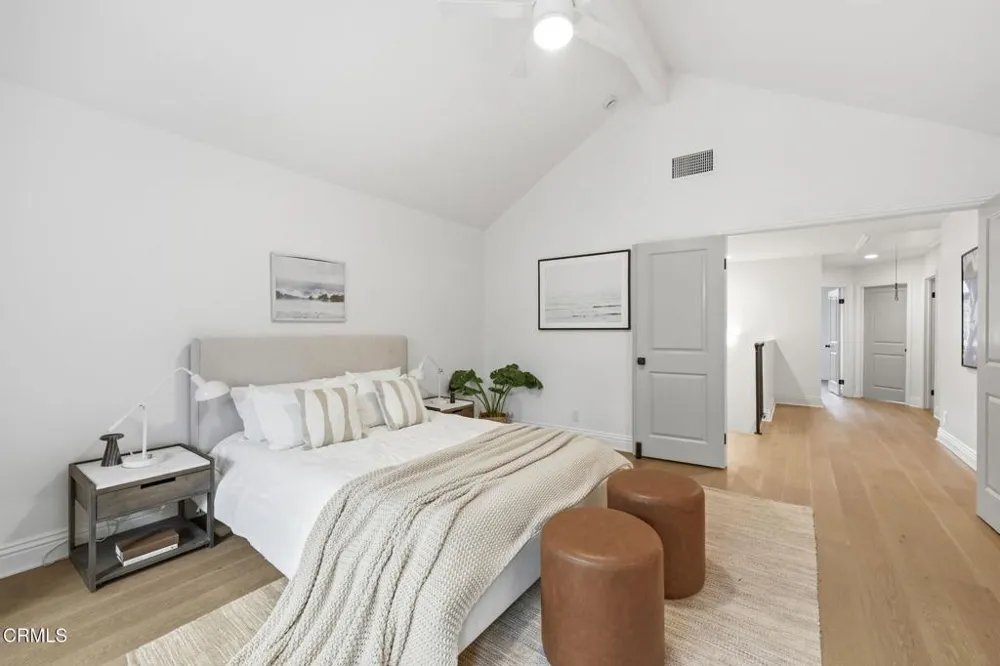 947 Golden Crest Avenue Thousand Oaks, CA 91320
