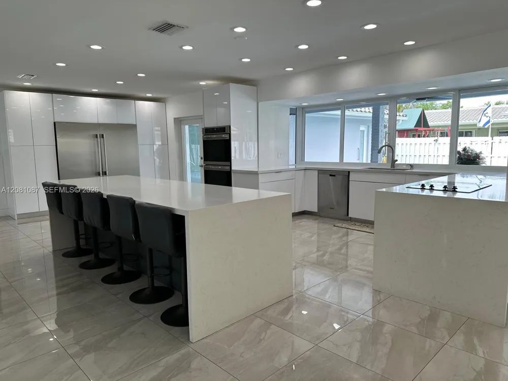 3750 54th Ave Hollywood, FL 33021