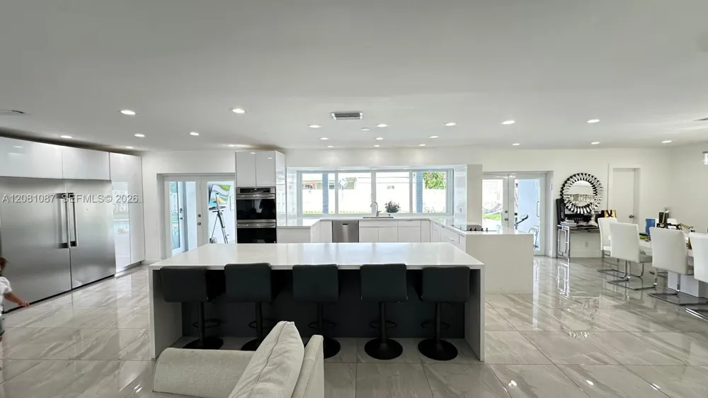 3750 54th Ave Hollywood, FL 33021