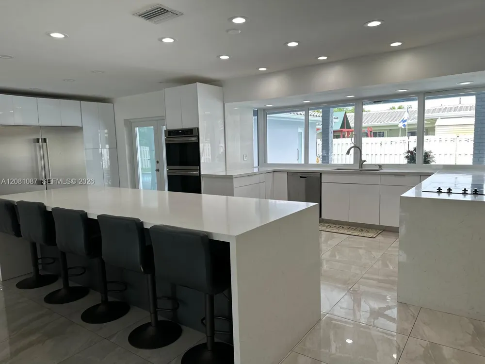 3750 54th Ave Hollywood, FL 33021