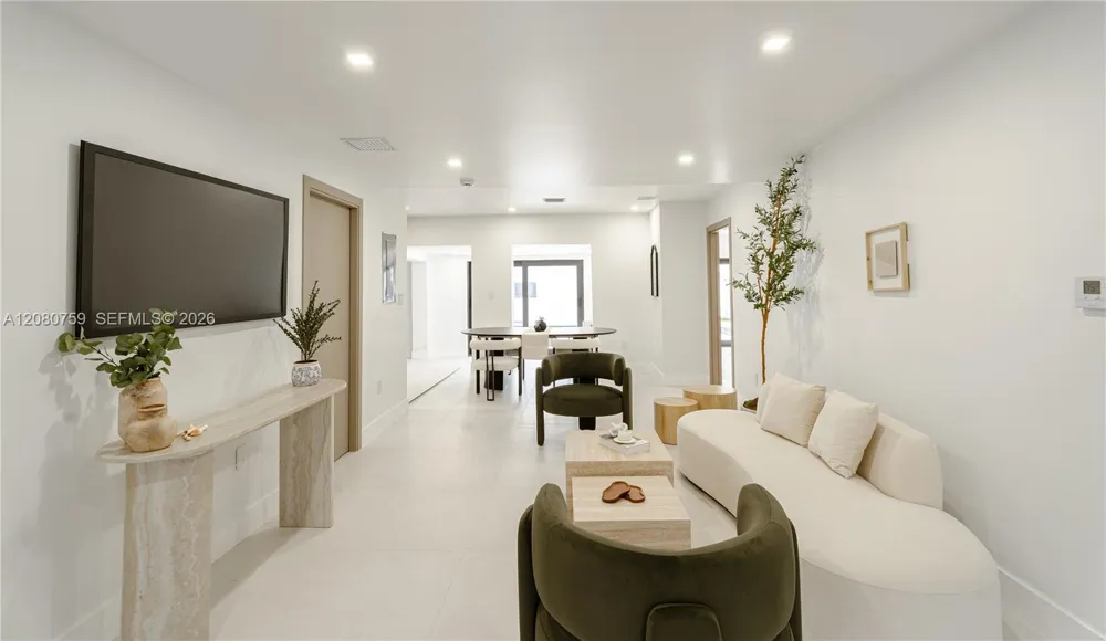 1221 Biarritz Dr Miami Beach, FL 33141