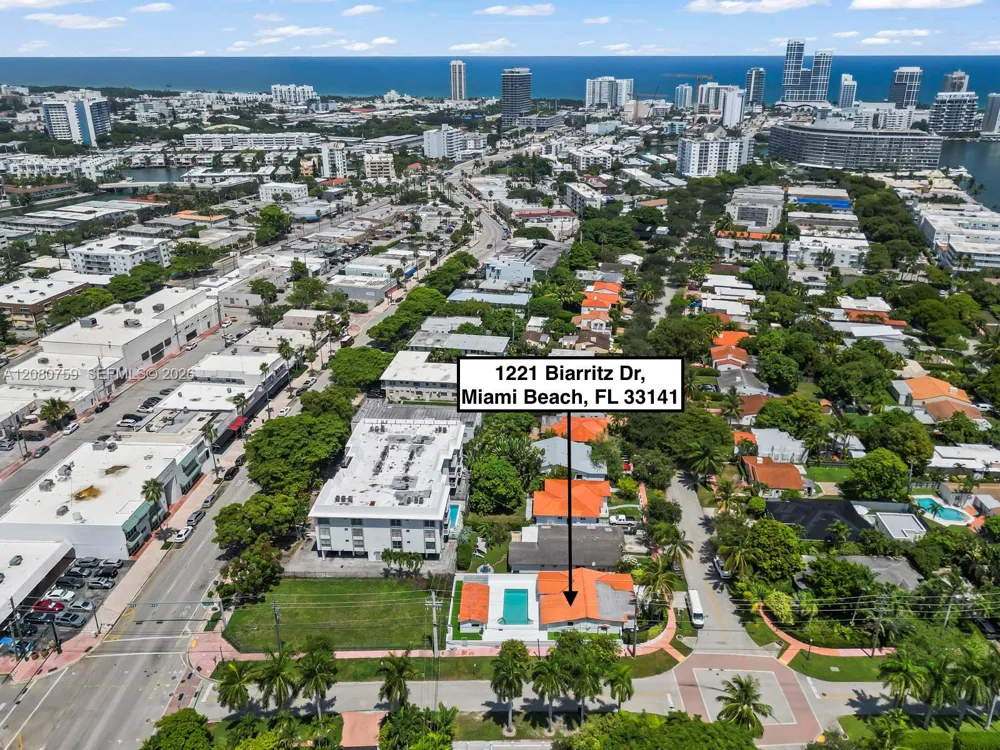 1221 Biarritz Dr Miami Beach, FL 33141