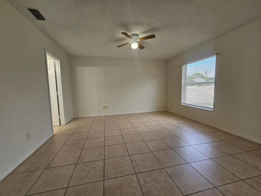 162 SW GRIMALDO TERRACE Port St. Lucie, FL 34984