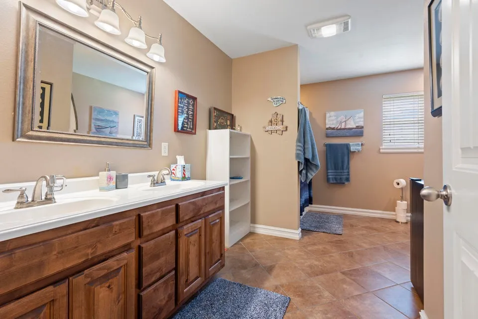 12348 E 389 ROAD Jay, OK 74346