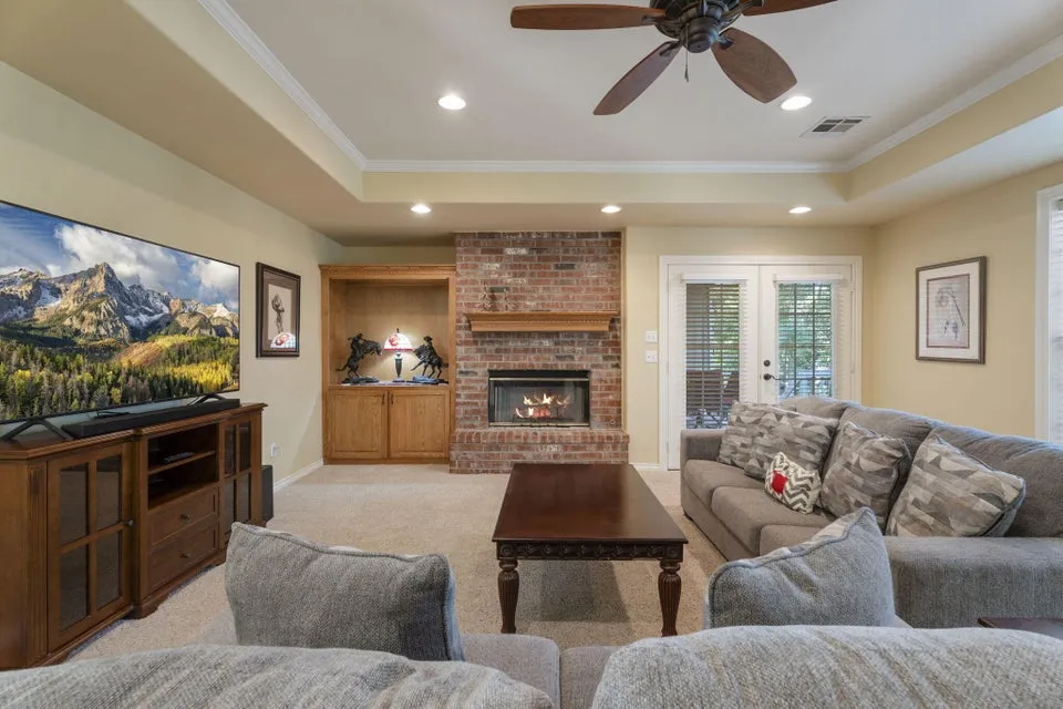 34323 S Coves Drive Afton, OK 74331