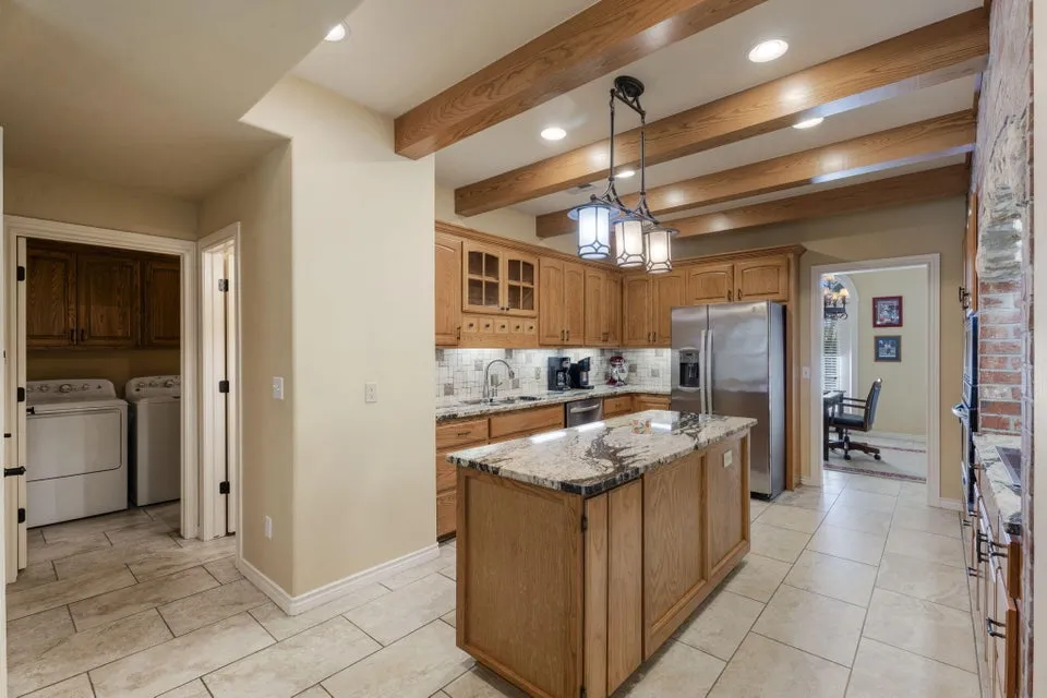 34323 S Coves Drive Afton, OK 74331