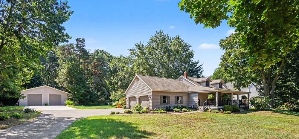 1538 W 32nd Street Laketown Township, MI 49423