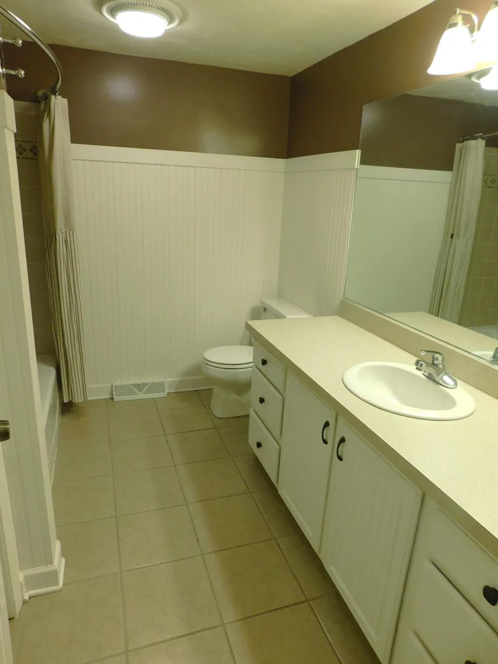 1538 W 32nd Street Laketown Township, MI 49423