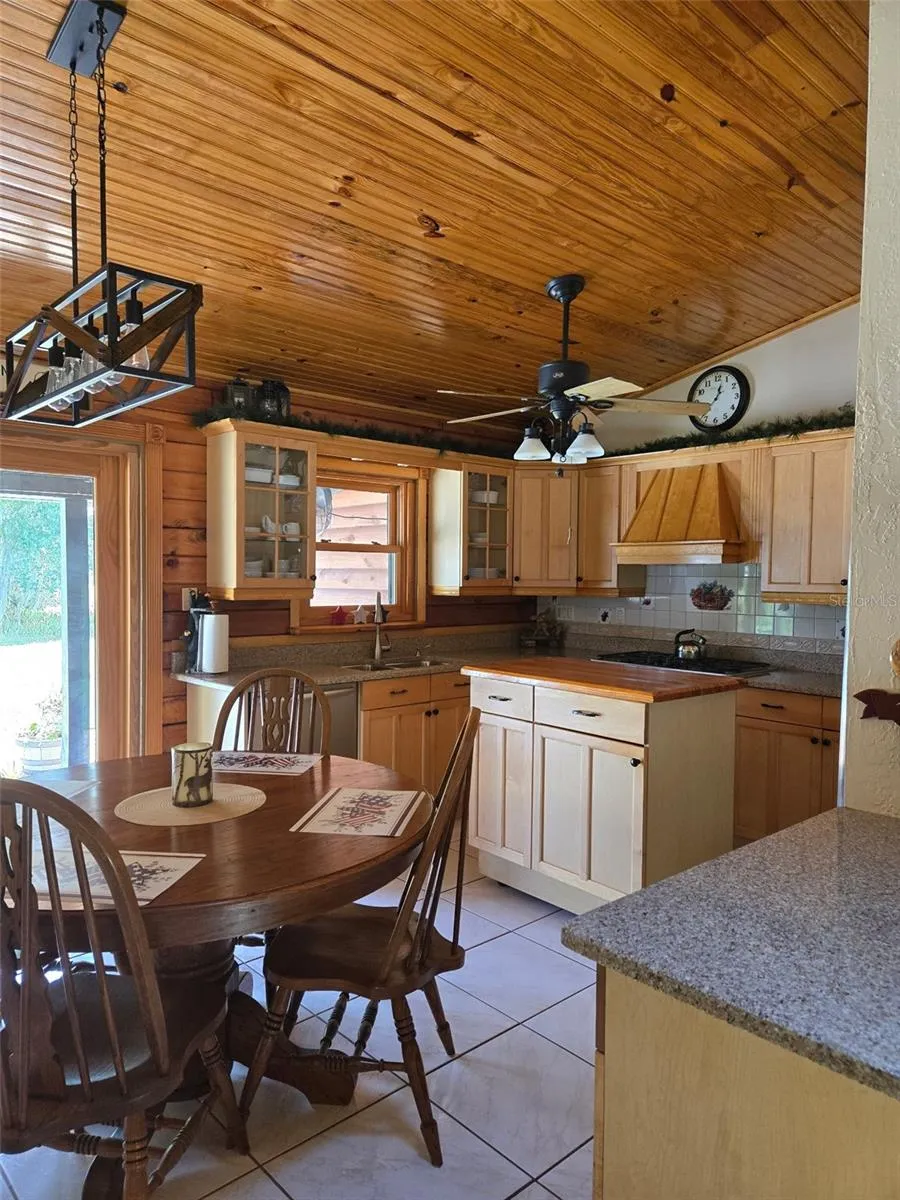15190 LEEANN ROAD Sarasota, FL 34240