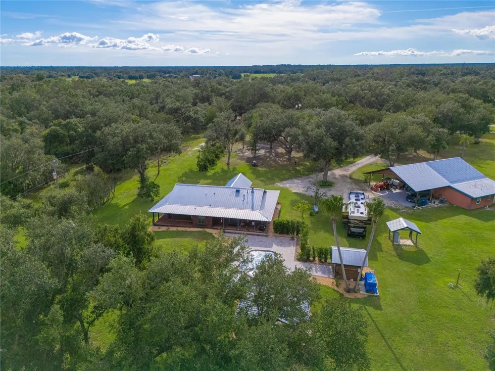 15190 LEEANN ROAD Sarasota, FL 34240