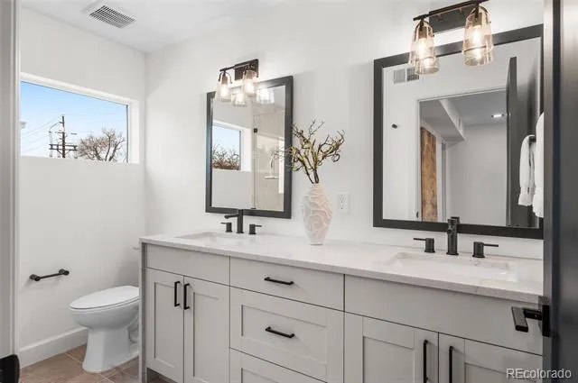 537 Josephine Street Denver, CO 80206