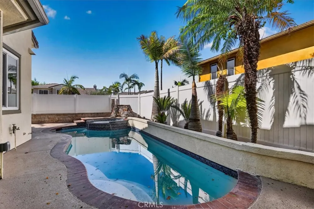 1 Bottlebrush Aliso Viejo, CA 92656