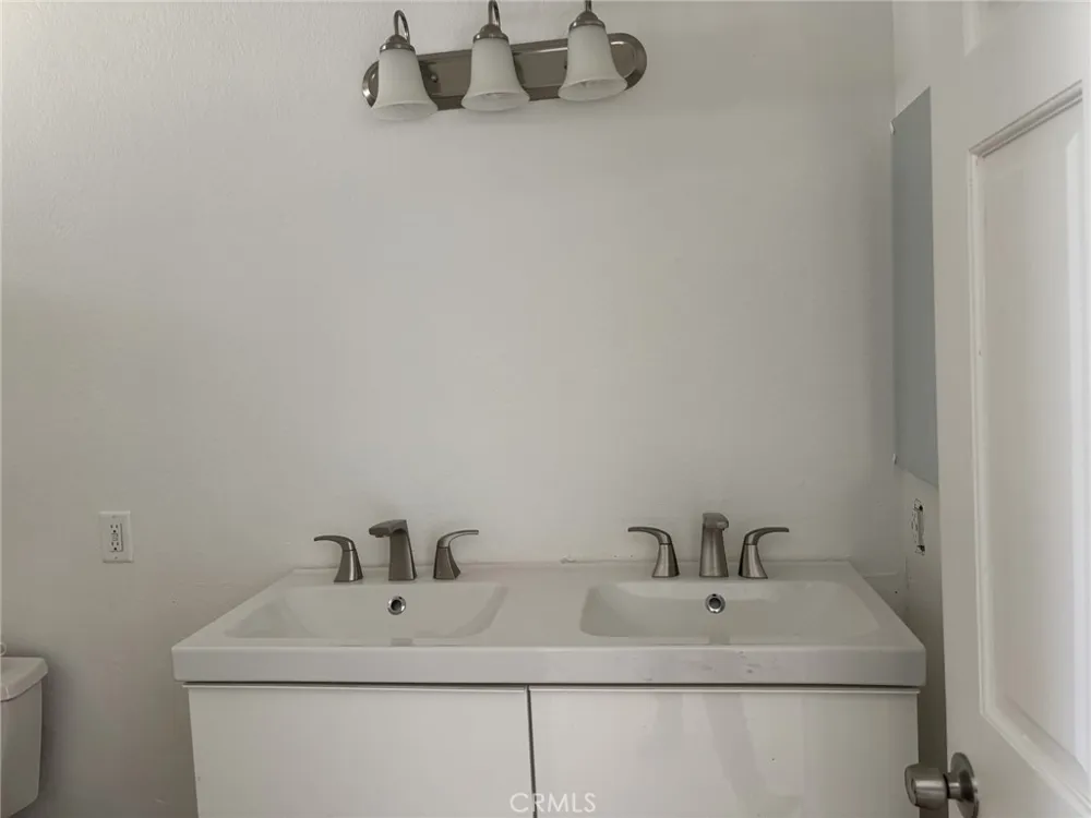 9591 Colfax Road Phelan, CA 92371