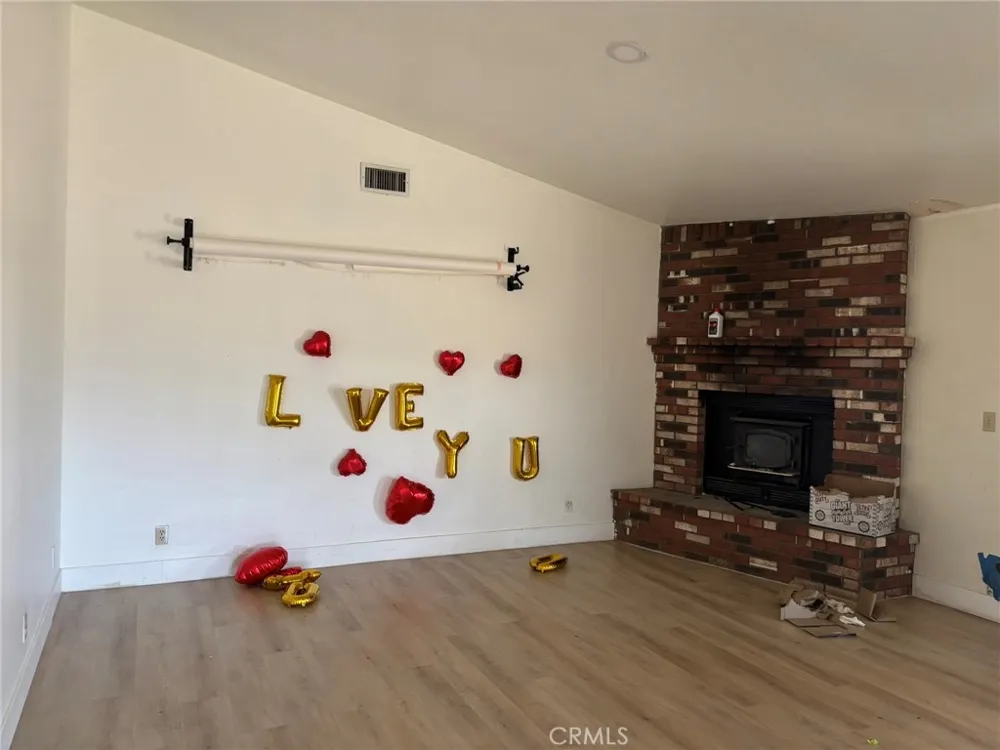 9591 Colfax Road Phelan, CA 92371
