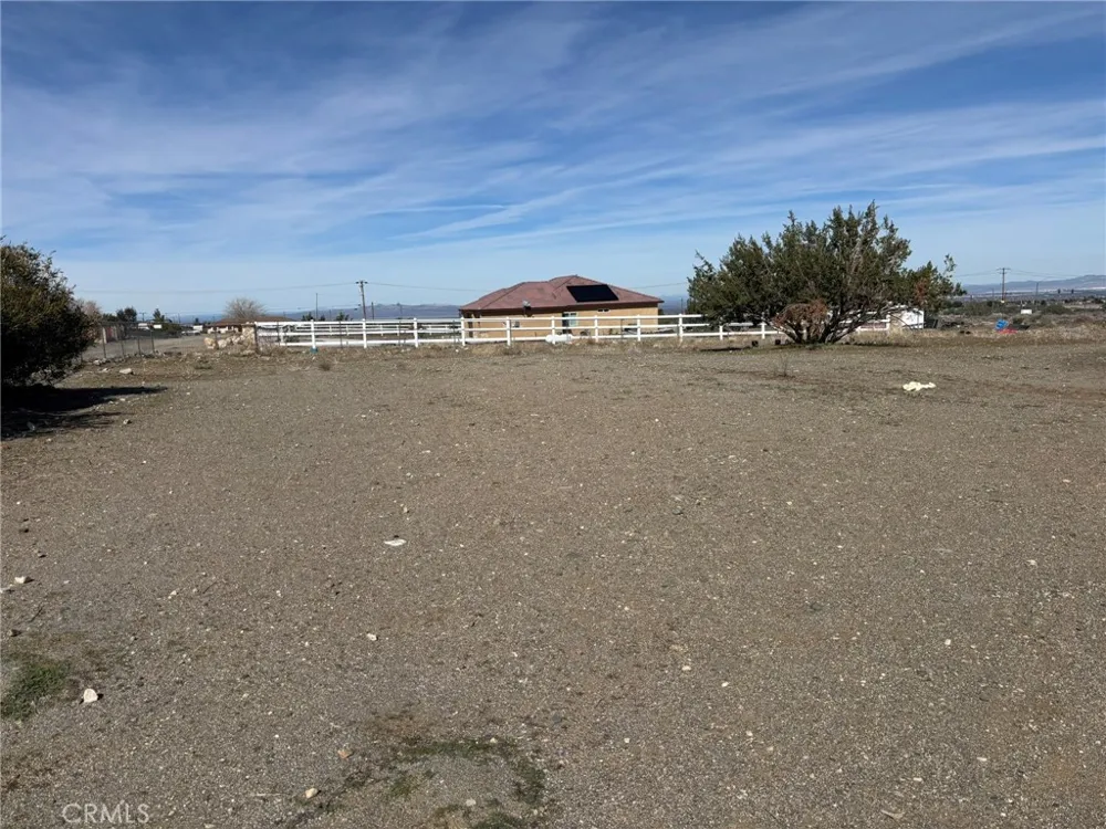 9591 Colfax Road Phelan, CA 92371