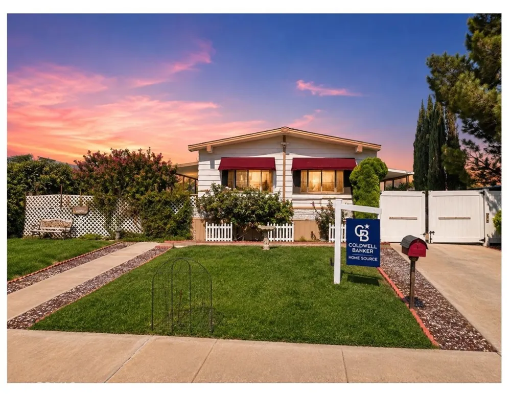 13962 Riviera Victorville, CA 92395