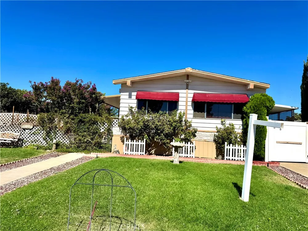 13962 Riviera Victorville, CA 92395