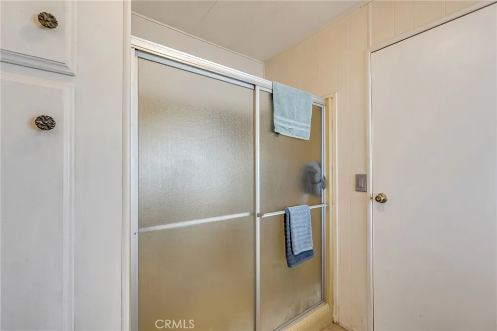 13962 Riviera Victorville, CA 92395