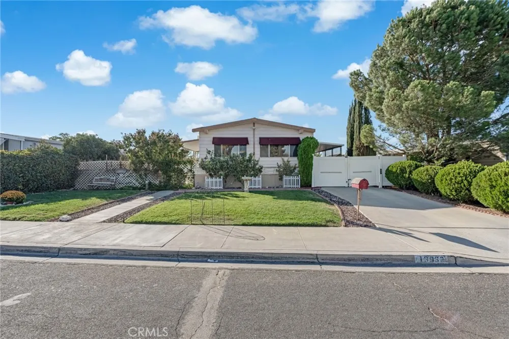 13962 Riviera Victorville, CA 92395