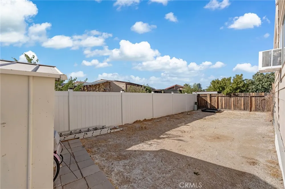 13962 Riviera Victorville, CA 92395