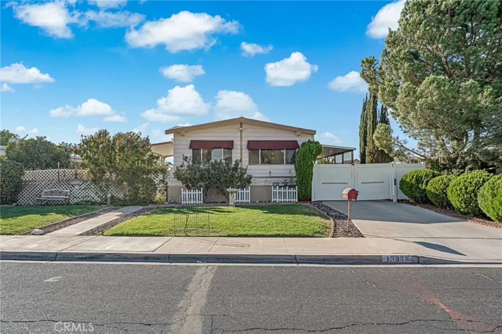 13962 Riviera Victorville, CA 92395