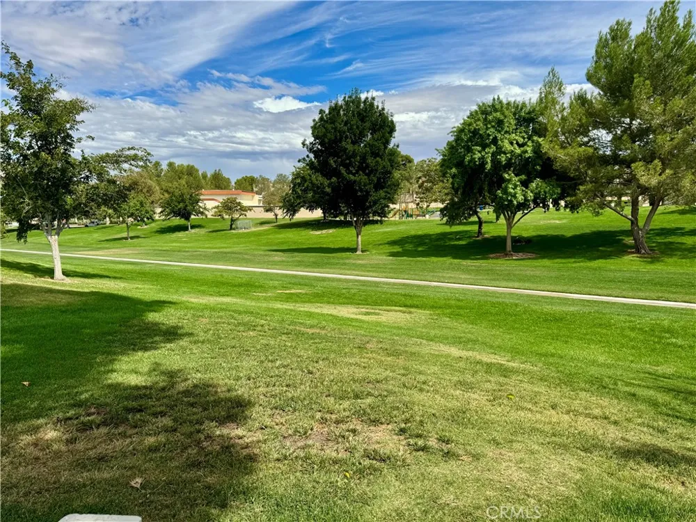 13962 Riviera Victorville, CA 92395