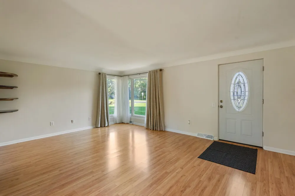 3695 Pinto Road Kalamazoo, MI 49004
