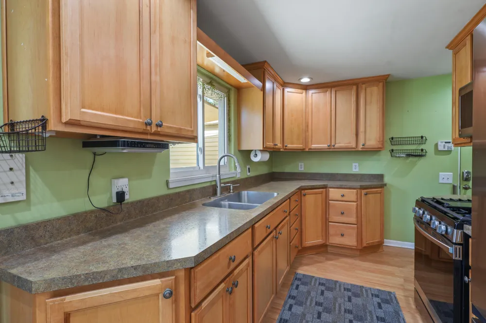 3695 Pinto Road Kalamazoo, MI 49004