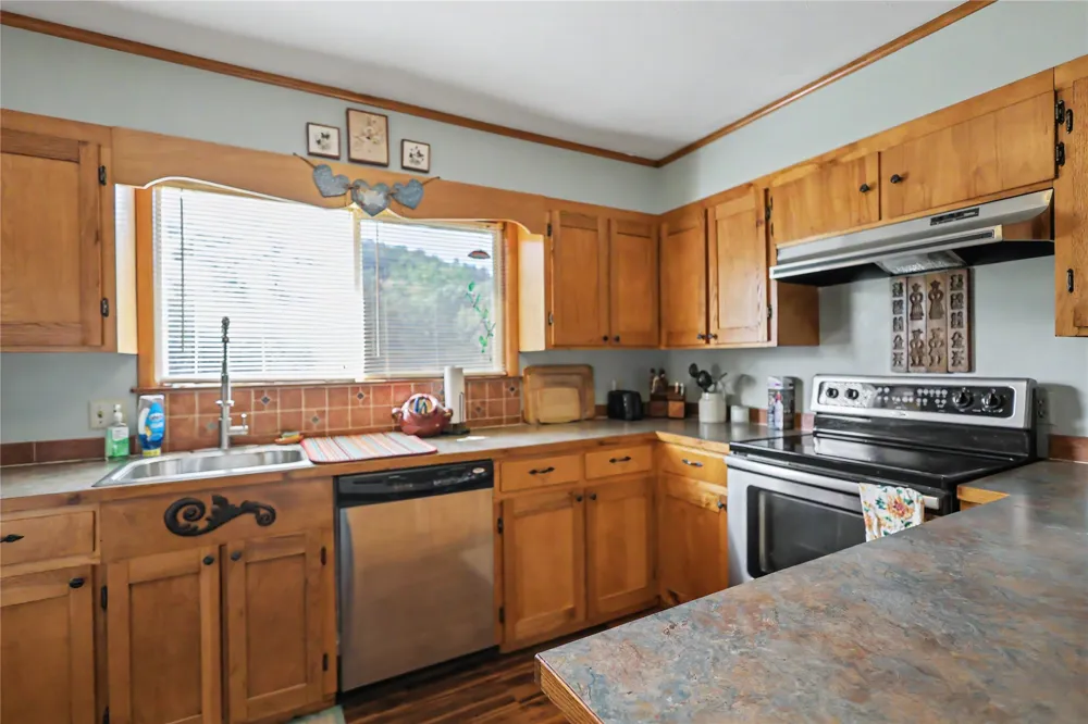 328 Bailey Boulevard Tahlequah, OK 74464