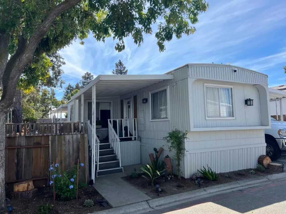 402 Los Encinos Avenue #402 San Jose, CA 95134