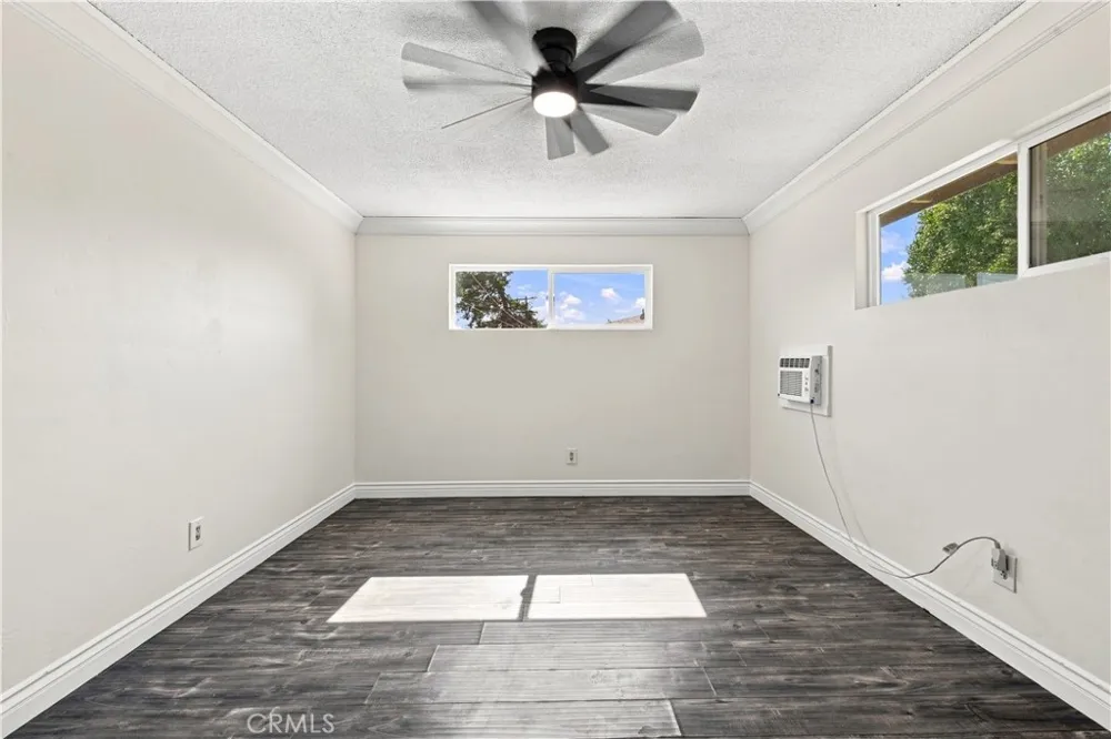 561 Lanier St Hemet, CA 92543