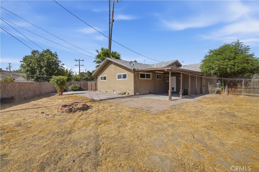 561 Lanier St Hemet, CA 92543