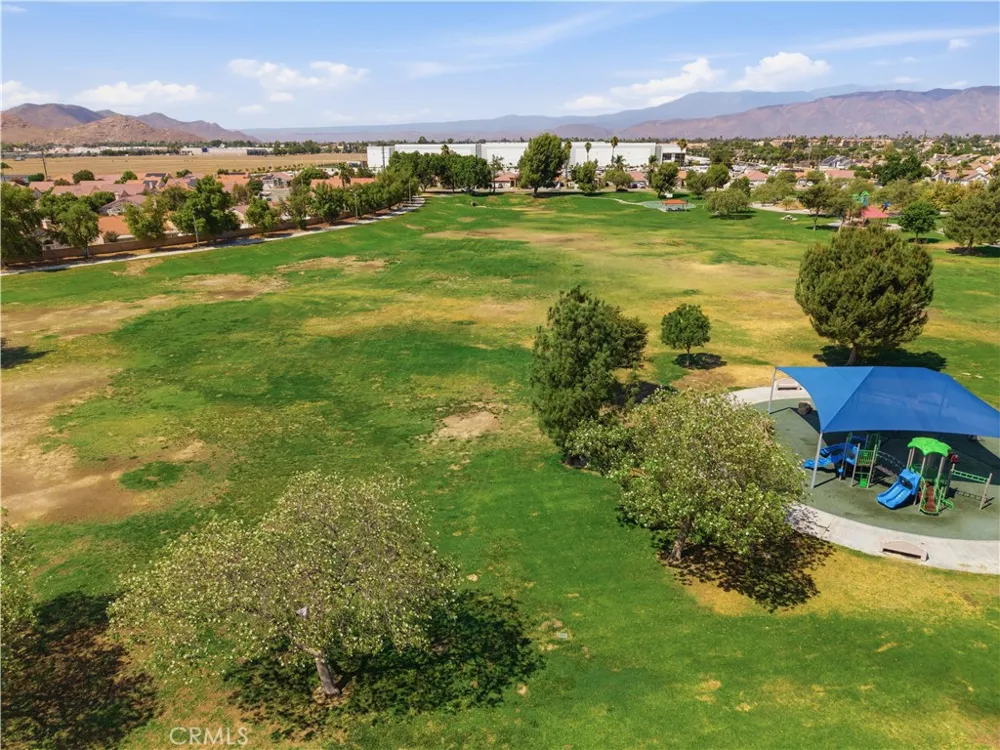 561 Lanier St Hemet, CA 92543