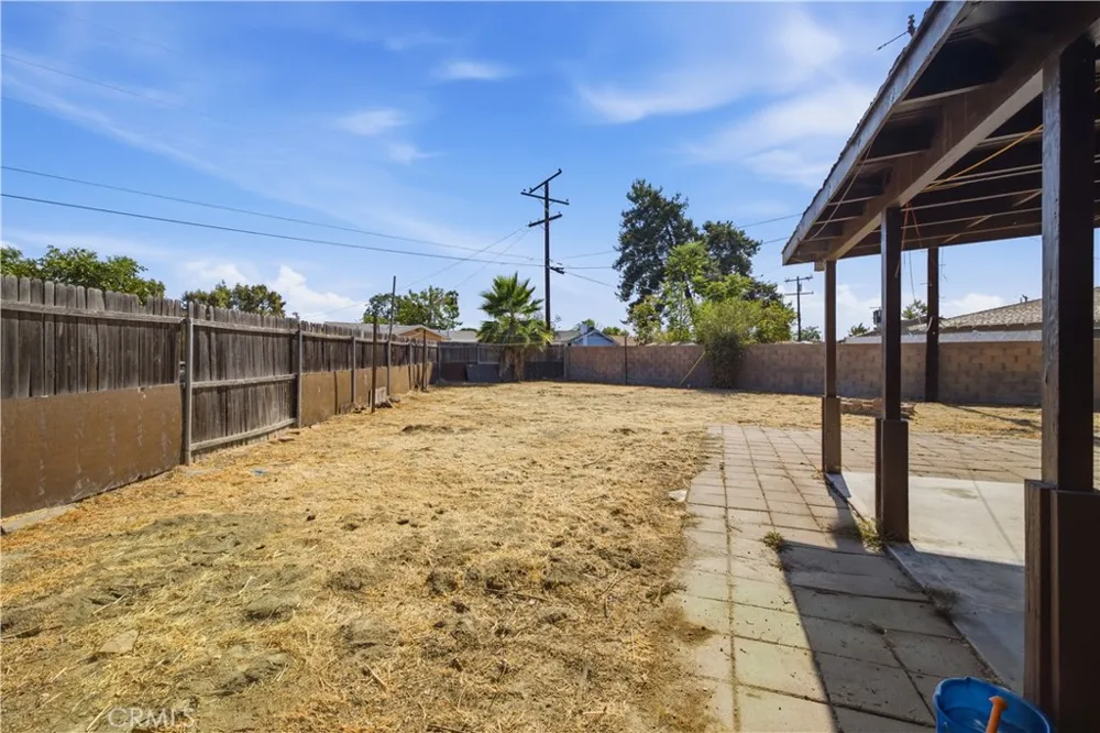 561 Lanier St Hemet, CA 92543