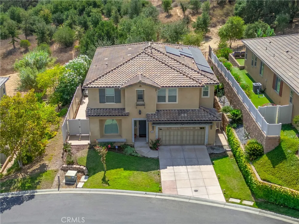 4948 Hydepark Drive Agoura Hills, CA 91301