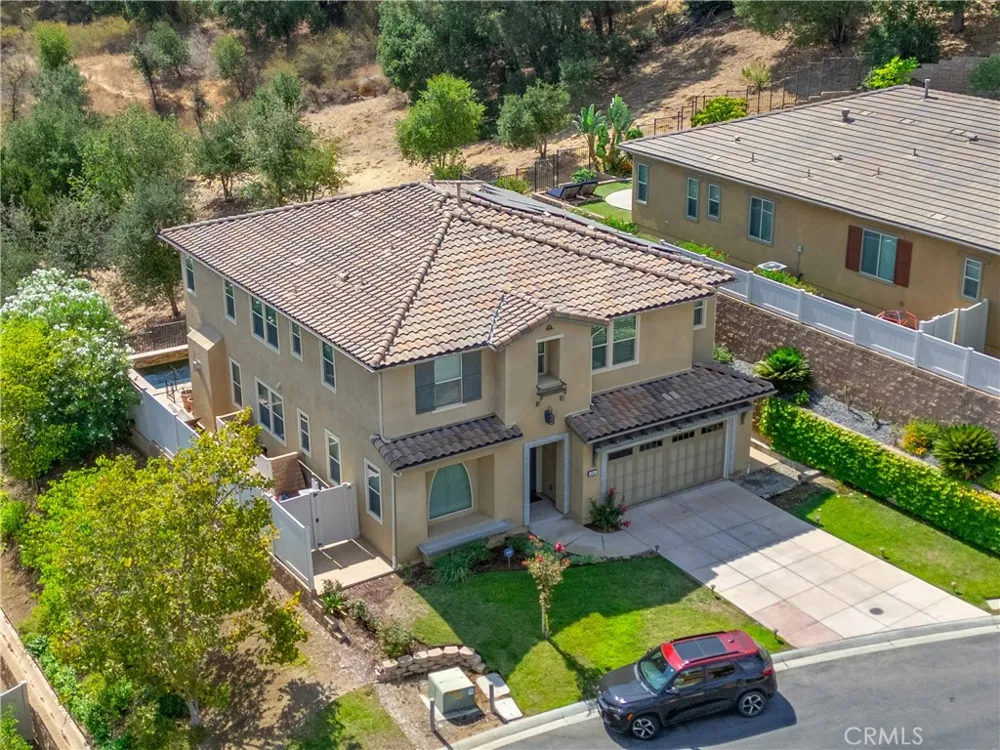 4948 Hydepark Drive Agoura Hills, CA 91301