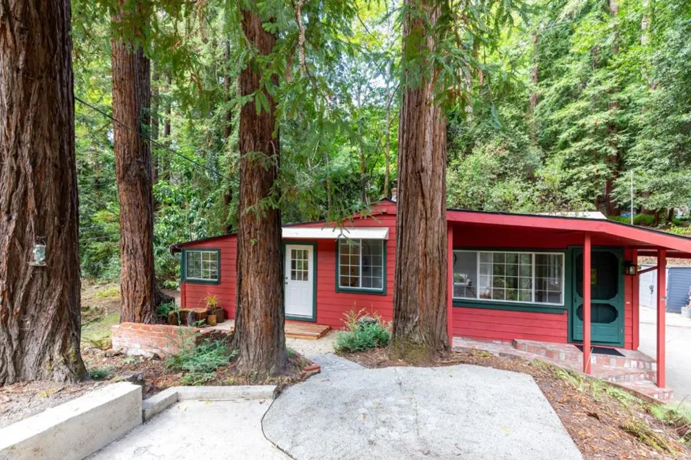 9965 E Zayante Road Felton, CA 95018