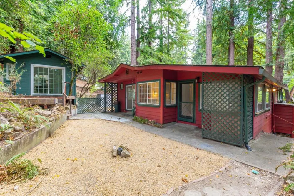9965 E Zayante Road Felton, CA 95018