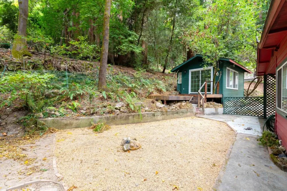 9965 E Zayante Road Felton, CA 95018